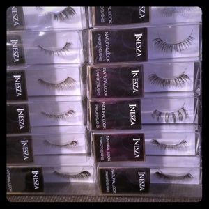 12 pairs of Eyelashes